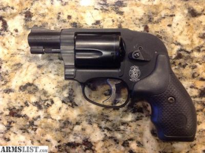 Smith Wesson Model 438