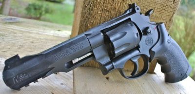 Smith Wesson M&P R8